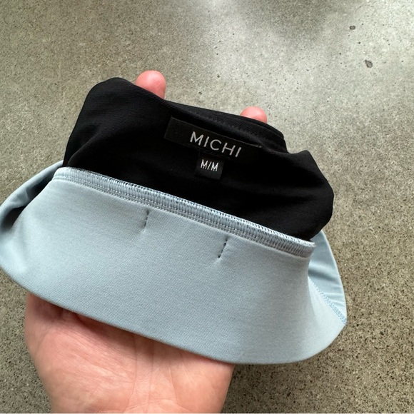 Michi Colour Block Sports Bra - Picture 3 of 3